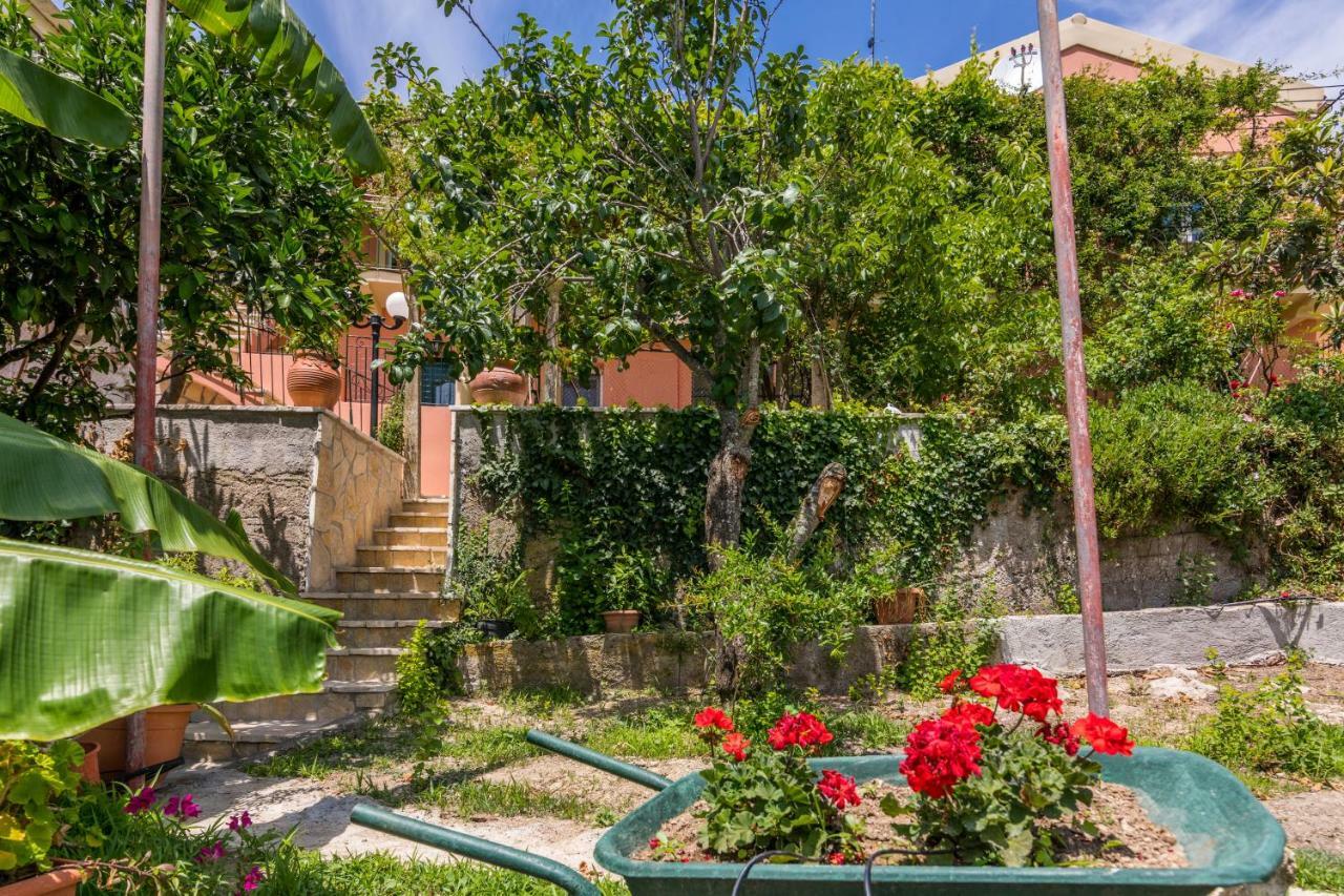 Milena'S Country House 佩雷卡斯 外观 照片